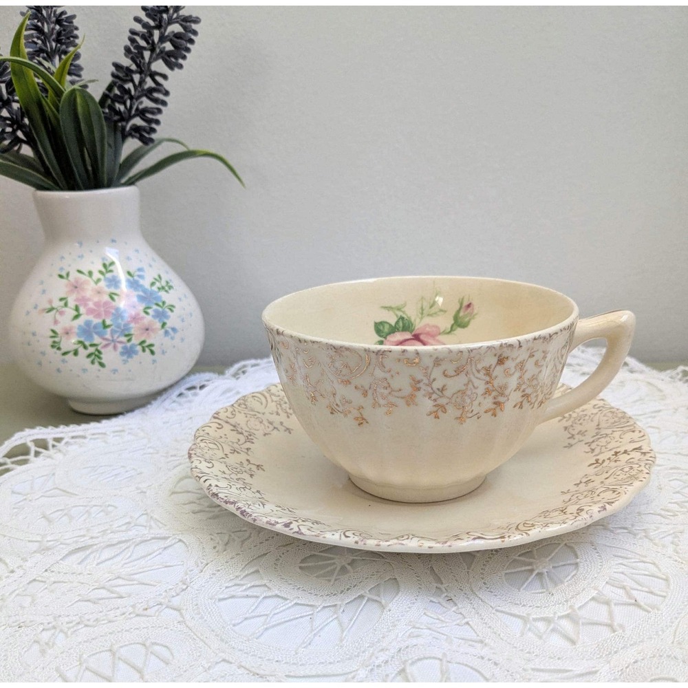 Vintage Floral‎ Teacup and Saucer Set, Cream Pink Rose Tea Cup